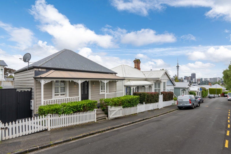 18 Renall Street, Freemans Bay, Auckland - Carousel 1
