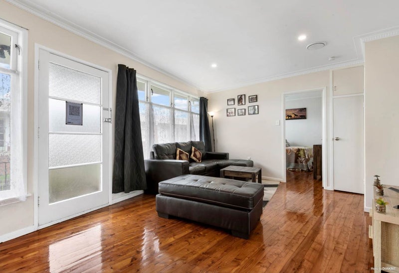 2/75 Melrose Road, Mount Roskill, Auckland - Carousel 1