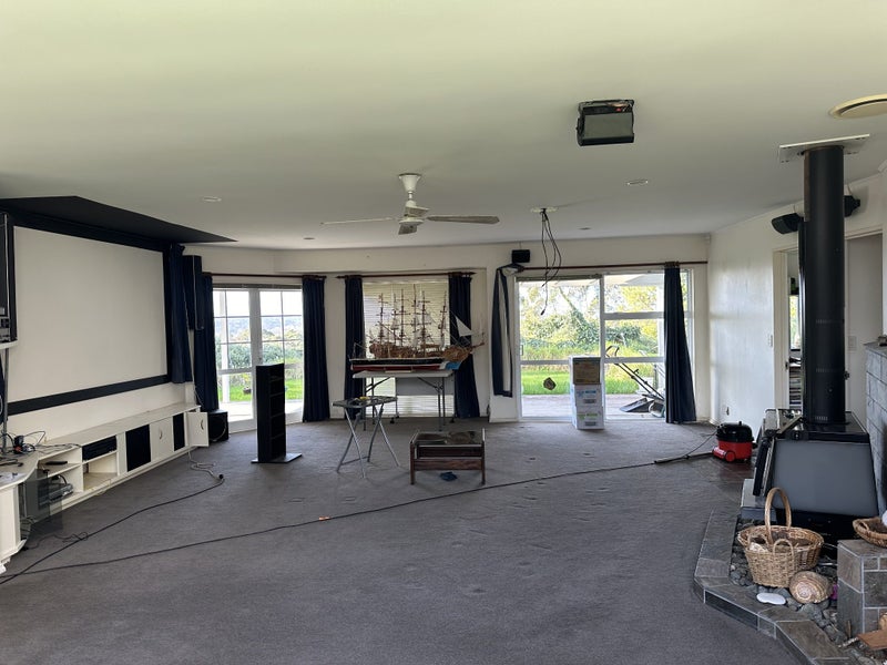 77 Young Access, Silverdale - Carousel 2