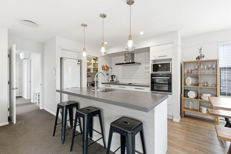 7 Derek Anderson Place, Halswell, Christchurch - Carousel 2