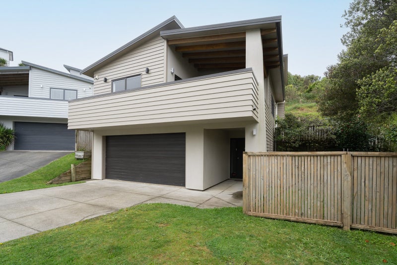11A Mauldeth Terrace, Churton Park, Wellington - Carousel 2