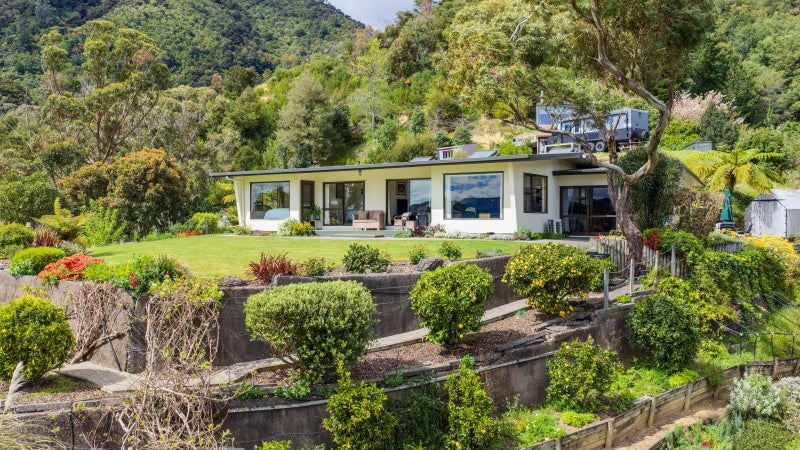 8 Broadway, Picton, Picton - Carousel 24