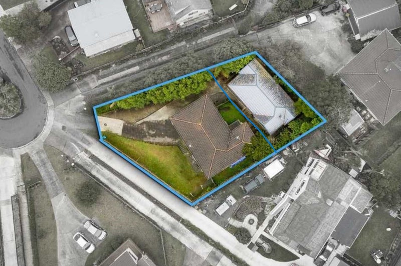 22 Peterhouse Place, West Harbour, Auckland - Carousel 1