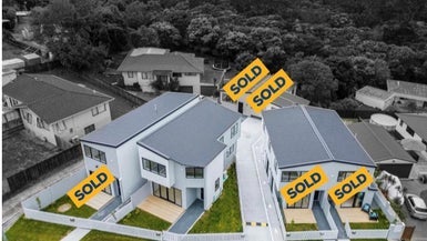 37F West Harbour Drive, West Harbour, Auckland - Carousel 1