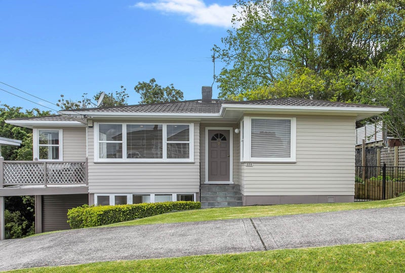 220 Methuen Road, New Windsor, Auckland - Carousel 1