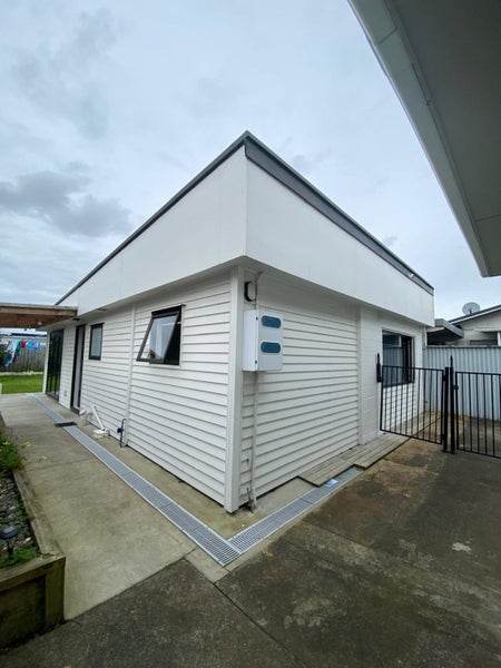 10 Harania Avenue, Favona, Auckland - Carousel 2
