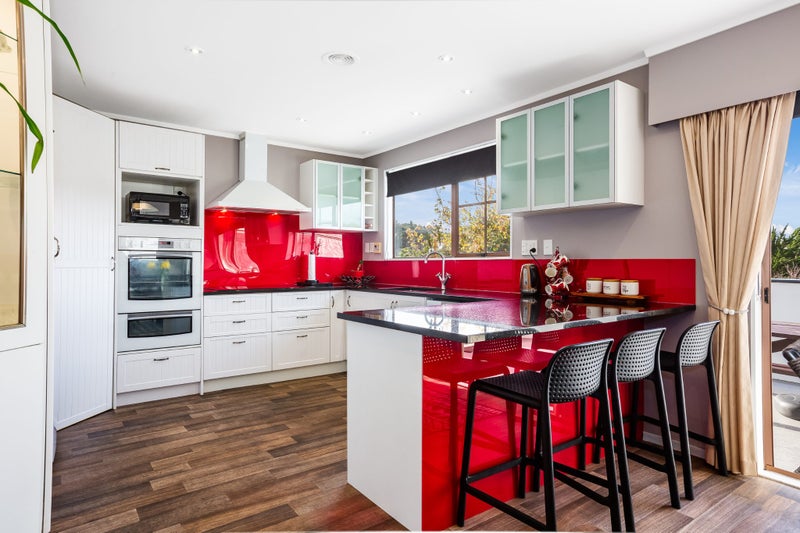 3 Fathom Lane, Whitby, Porirua - Carousel 2