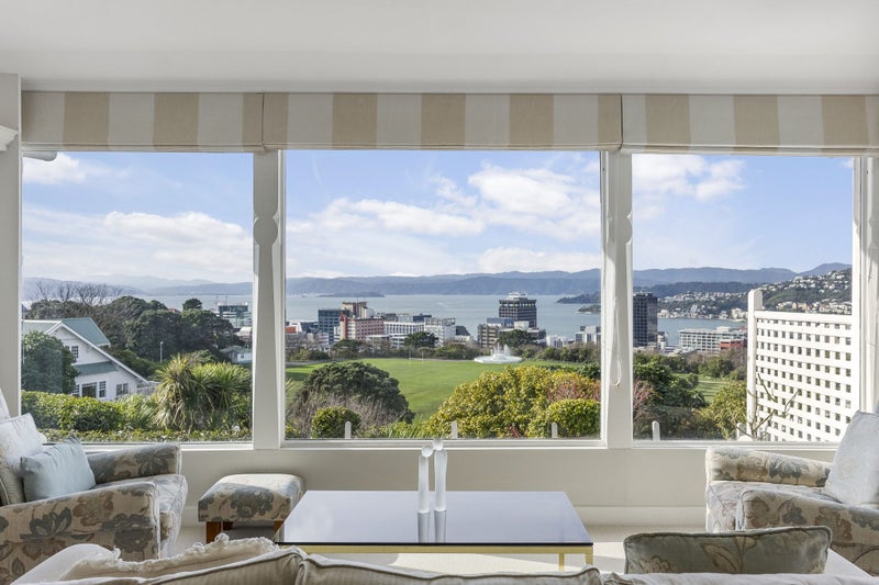 25 Rawhiti Terrace, Kelburn, Wellington - Carousel 2