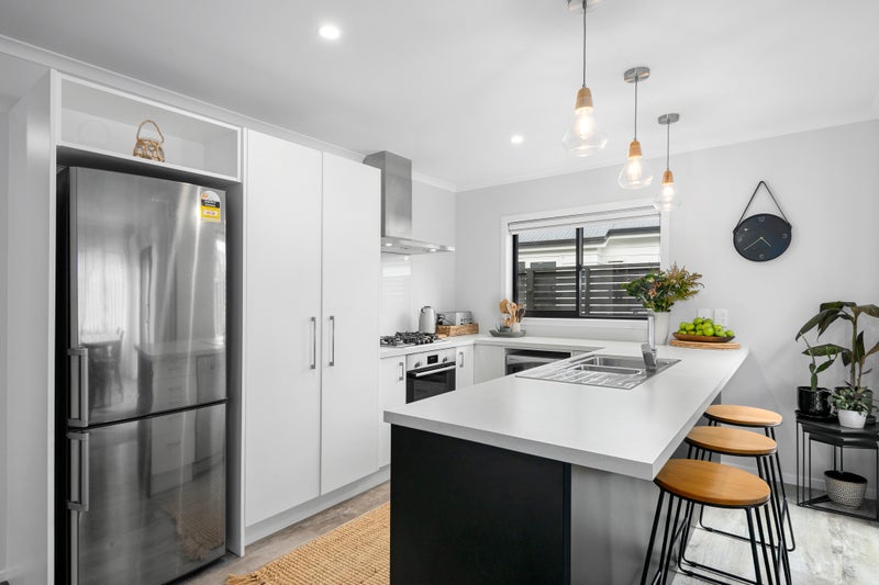 5 Jessie Donald Way, Avalon, Lower Hutt - Carousel 2