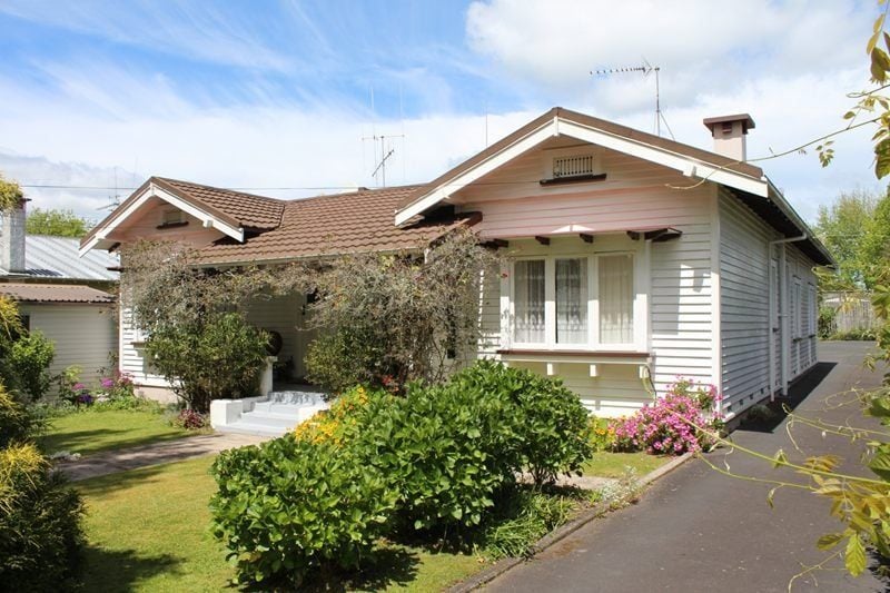 7/6 Stanley Street, Claudelands, Hamilton - Carousel 1