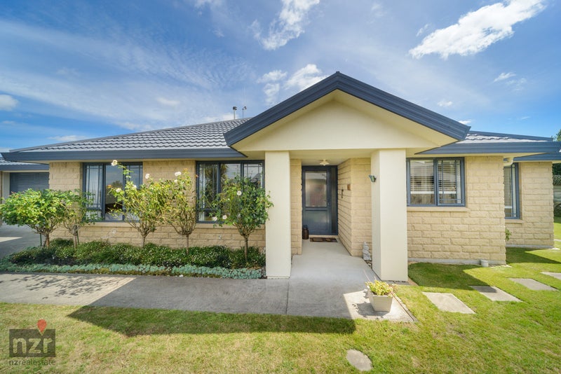 17 Aspen Way, Kelvin Grove, Palmerston North - Carousel 2