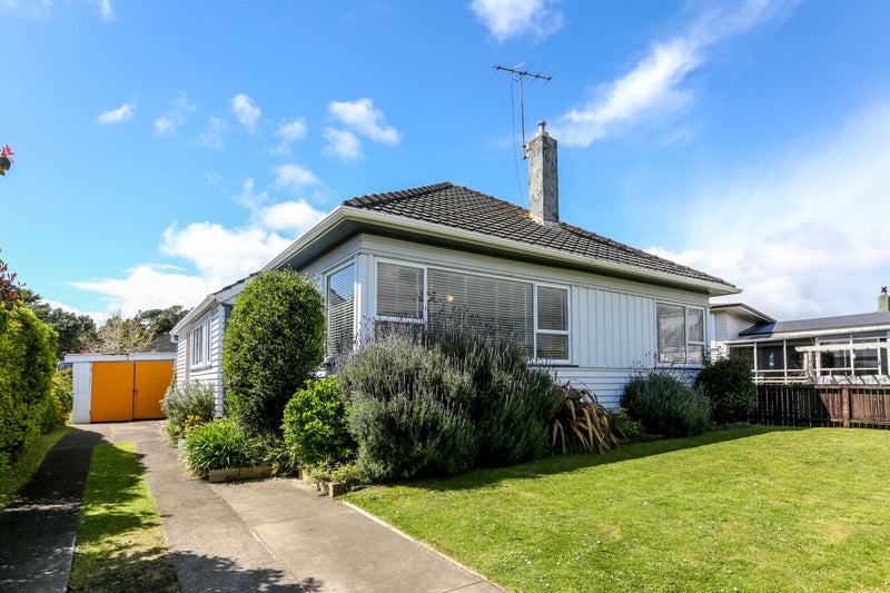 79 Brooklands Road, Brooklands, New Plymouth - Carousel 1