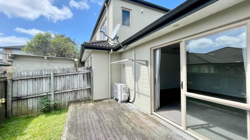 18 Malin Place, Pinehill, Auckland - Carousel 11