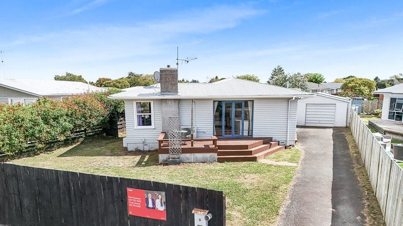 9 Katherine Place, Melville, Hamilton - Carousel 1