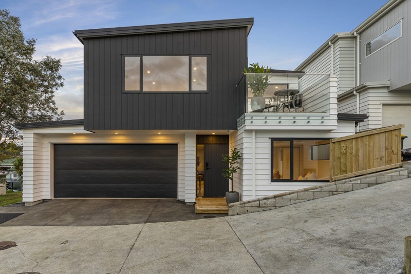 18 Kathleen Street, Totara Vale, Auckland - Carousel 2