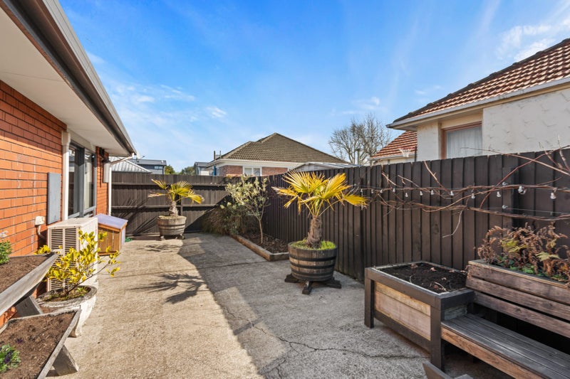 8A Dobson Street, Spreydon, Christchurch - Carousel 17