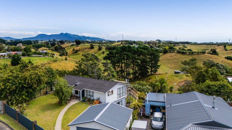 17A St Ives Grove, Whalers Gate, New Plymouth - Carousel 21