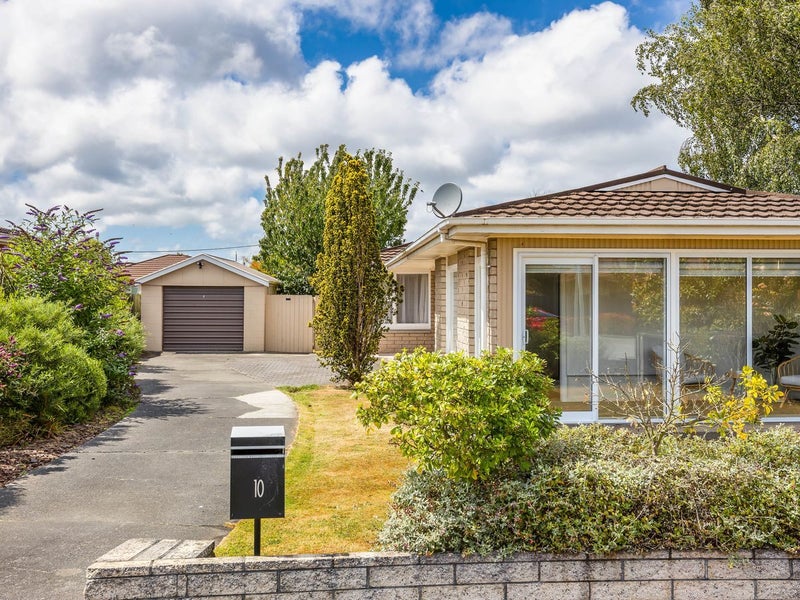 10 Tulloch Place, Papanui, Christchurch - Carousel 2