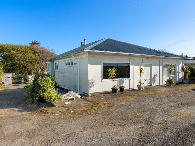 1779 Eltham Road, Hawera - Carousel 1