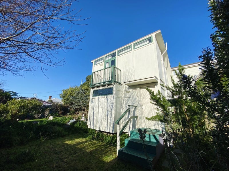 11B Tully Street, Kilbirnie, Wellington - Carousel 1