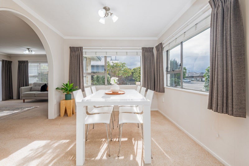 4 Colombo Street, Hokowhitu, Palmerston North - Carousel 2
