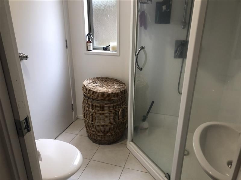 62A/21 Hunters Park Drive, Three Kings, Auckland - Carousel 4