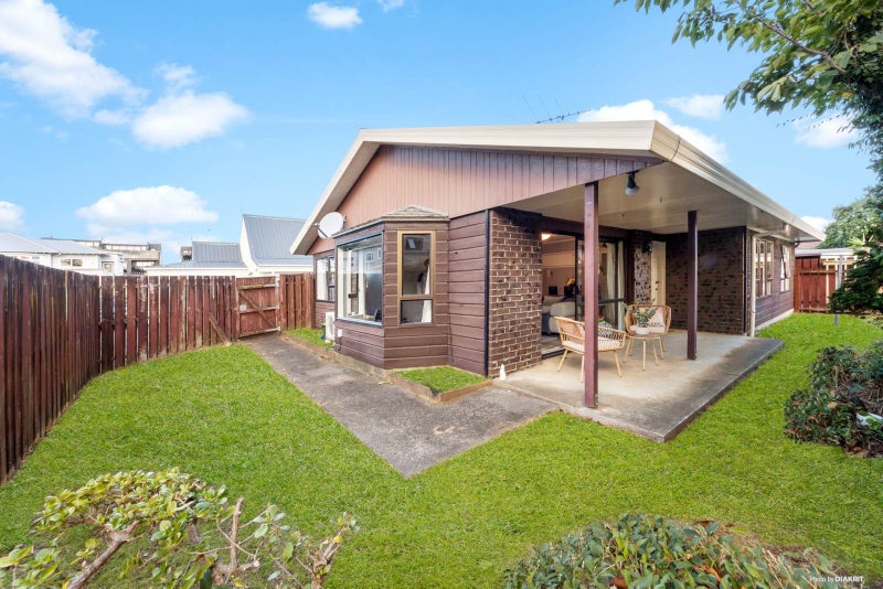 643A Mount Albert Road, Royal Oak, Auckland - Carousel 1