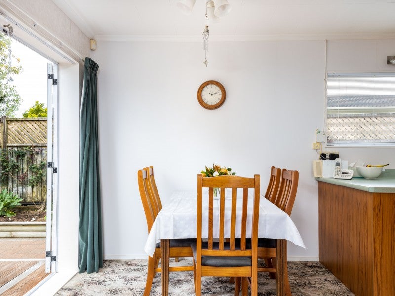 68 Riversdale Drive, Merrilands, New Plymouth - Carousel 26