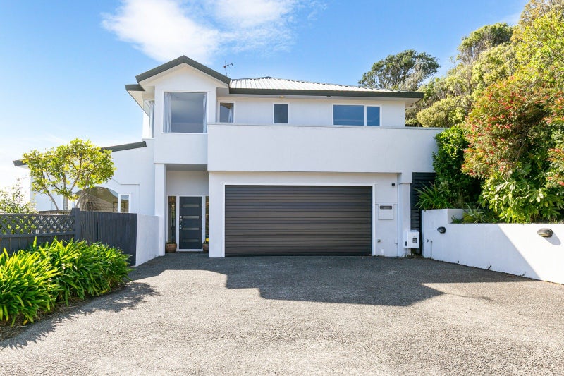 14 Huxley Grove, Churton Park, Wellington - Carousel 25