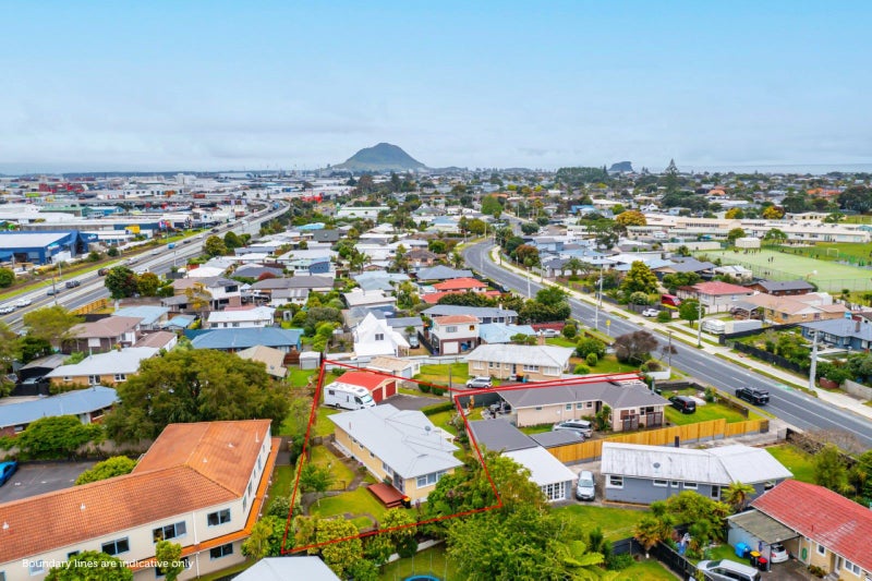50A Links Avenue, Mount Maunganui, Mount Maunganui - Carousel 1