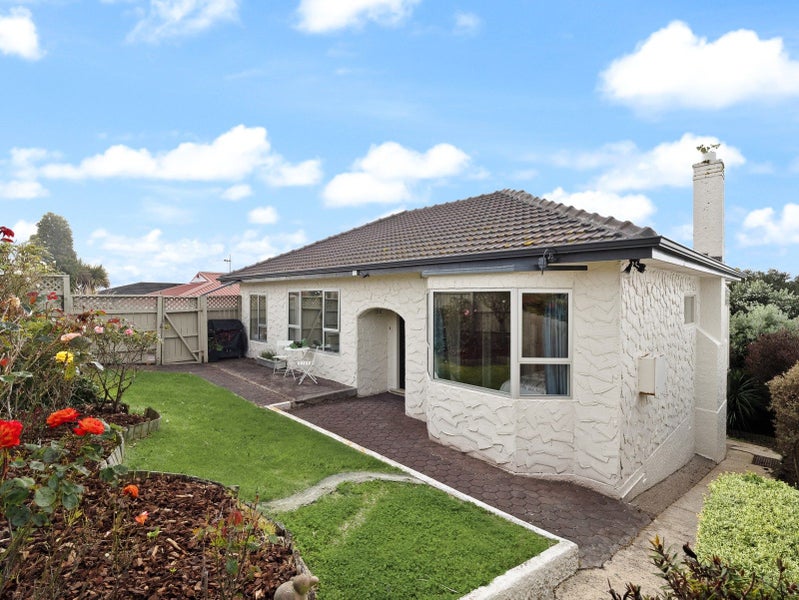 58 Spencer Street, Andersons Bay, Dunedin - Carousel 1