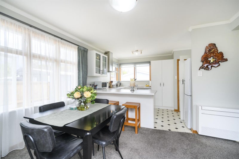 7 Grey Street, Marton - Carousel 1
