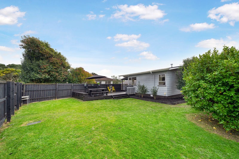 20 Penfold Place, Henderson, Auckland - Carousel 2