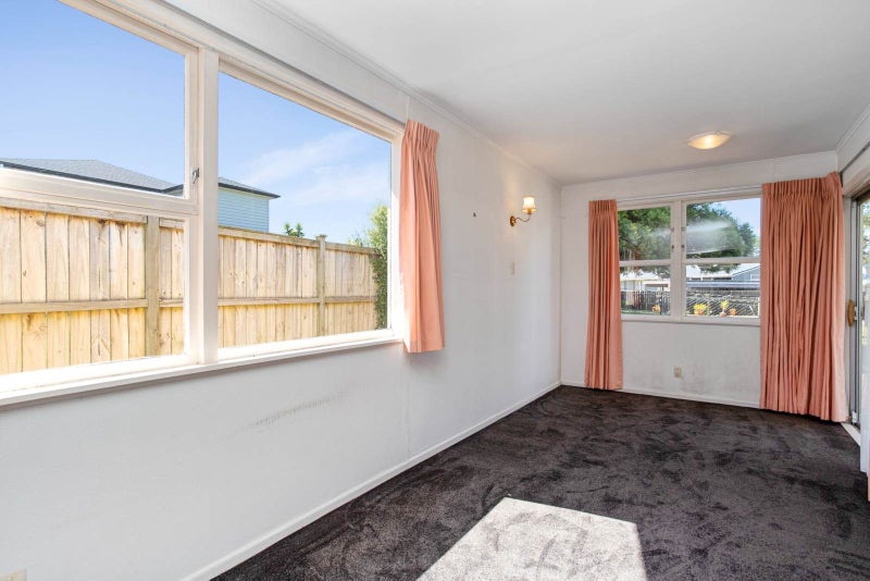 6 September Place, Forrest Hill, Auckland - Carousel 11