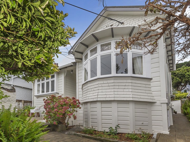 101 Austin Street, Mount Victoria, Wellington - Carousel 1