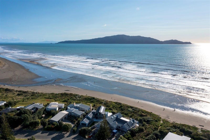76 Field Way, Waikanae Beach, Waikanae - Carousel 20