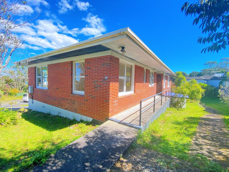 78 Onewa Road, Northcote Point, Auckland - Carousel 1