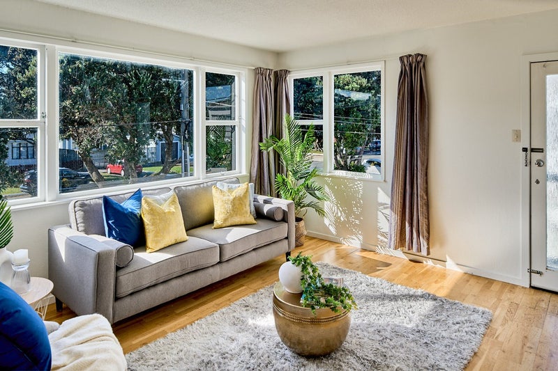 1/56 Brussels Street, Miramar, Wellington - Carousel 2