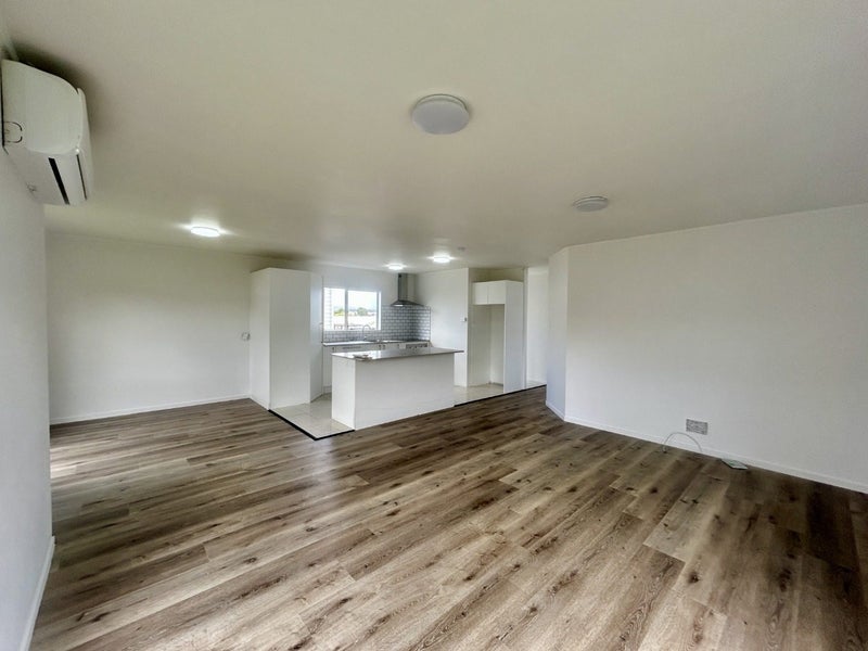 49 Trimdon Street, Randwick Park, Auckland - Carousel 11