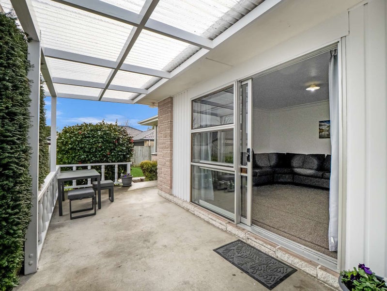 402 Yaldhurst Road, Russley, Christchurch - Carousel 2