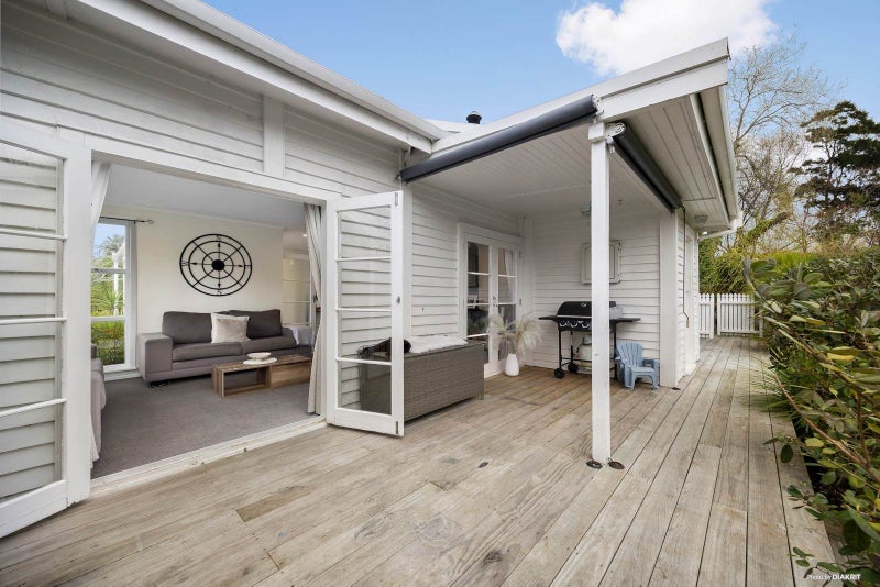 3 Cane Road, Waimauku, Waimauku - Carousel 1