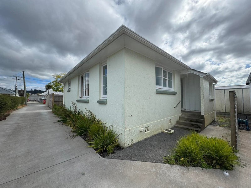 36 Oxford Crescent, Ebdentown, Upper Hutt - Carousel 15