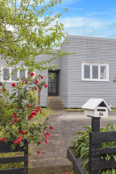 86 Ivanhoe Road, Grey Lynn, Auckland - Carousel 1