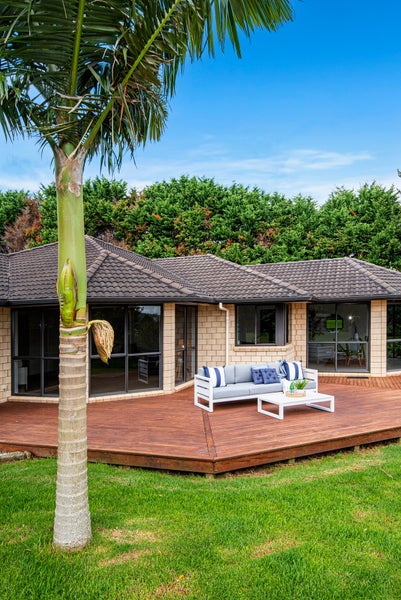 21 Bretts Place, Kamo - Carousel 33