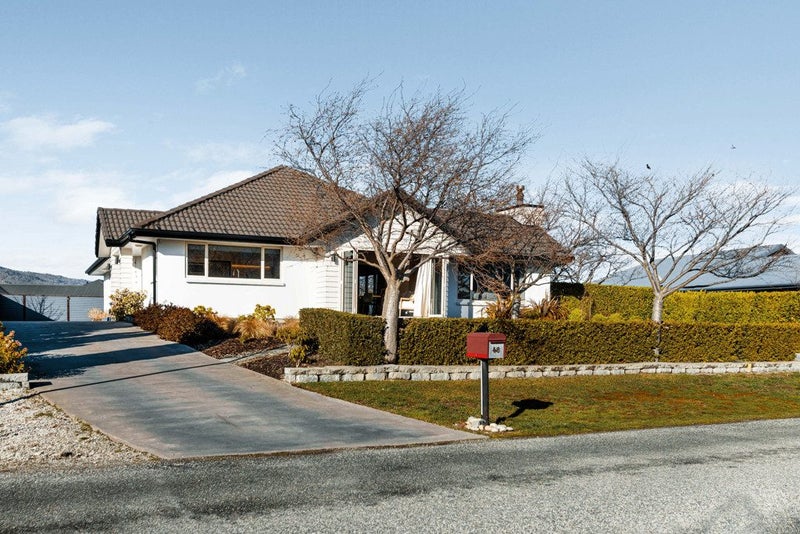 48 Missy Crescent, Mount Pisa - Carousel 2