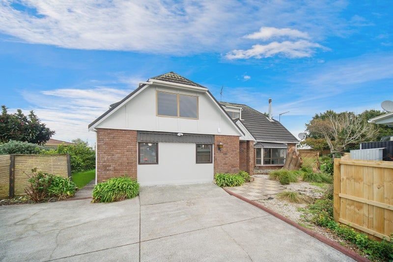 17 Justamere Place, Weymouth, Auckland - Carousel 1