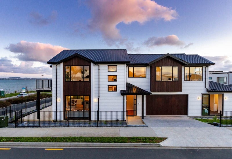 1 Turbine Way, Hobsonville, Auckland - Carousel 1