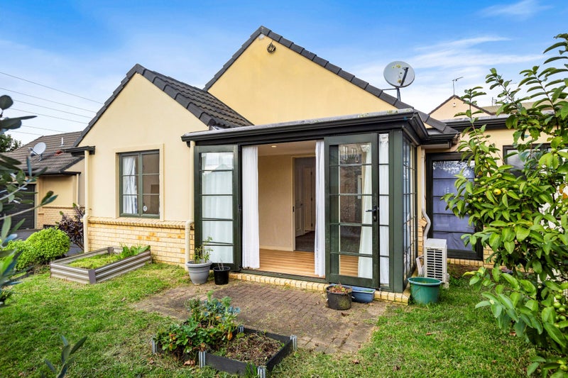 162/172 Mcleod Road, Te Atatu South, Auckland - Carousel 2