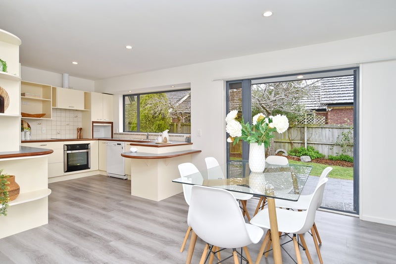 7 Courtfield Close, Parklands, Christchurch - Carousel 2