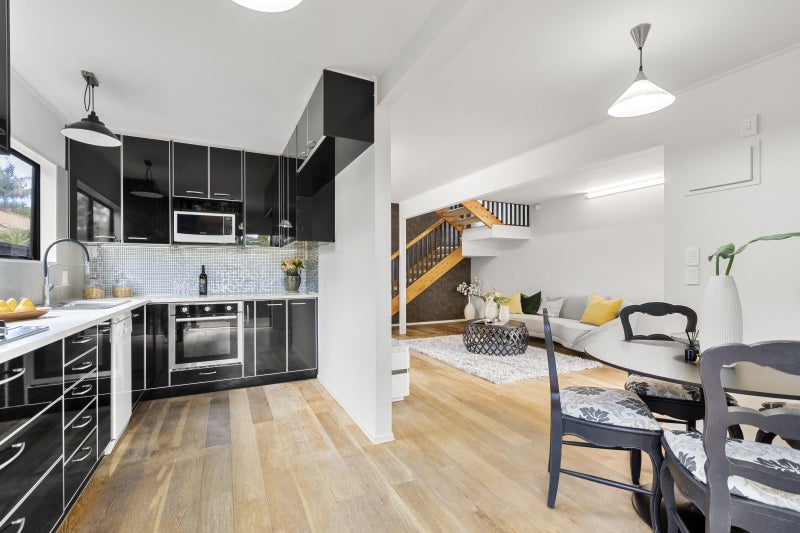 60A Peary Road, Mount Eden, Auckland - Carousel 2